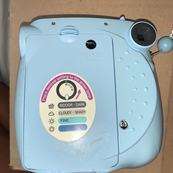 Insta max 75 polaroid ( ACCEPTING OFFERS ) - Picture 3 of 3